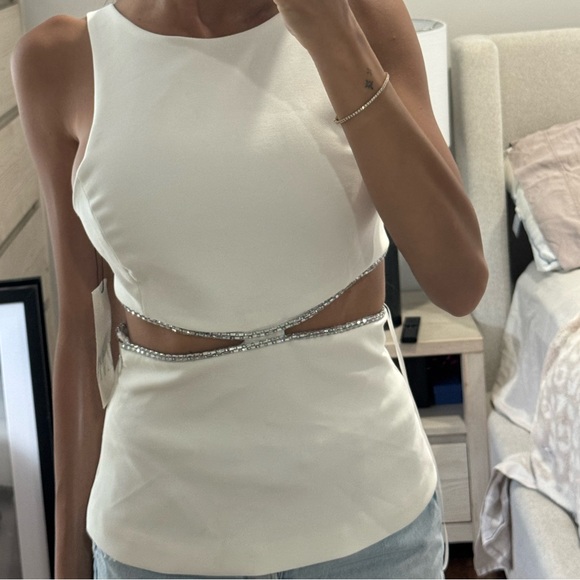 Zara - Picture 2 of 3